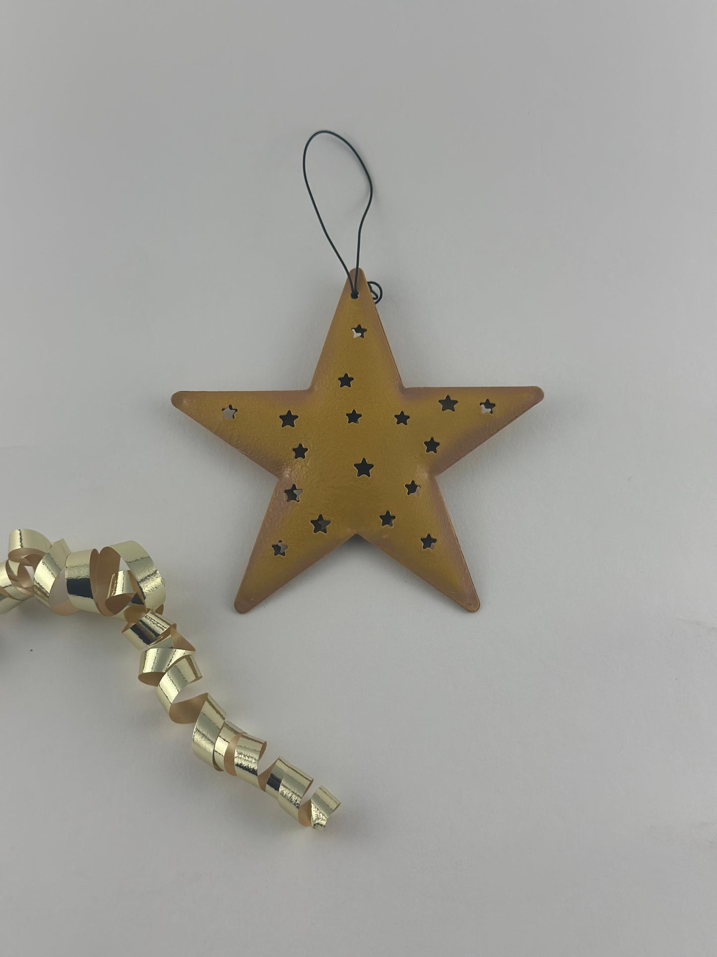 Hawaii Yellow Star Metal Hanging Ornament